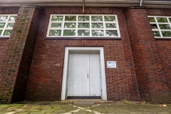 Eingang-zur-Turnhalle